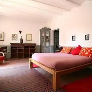 Hotel Casa Migdia, Sant Jordi Desvalls
