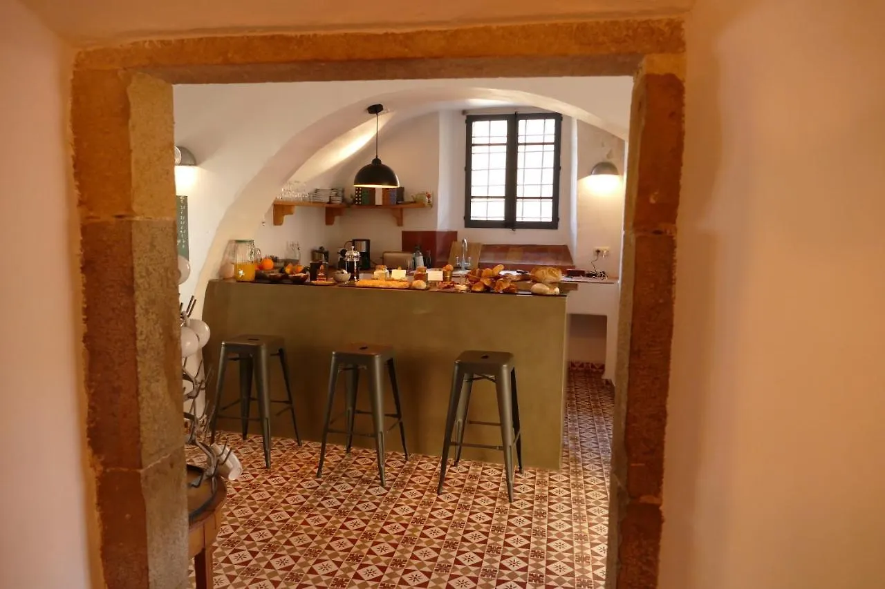 Casa Migdia Bed & Breakfast Sant Jordi Desvalls