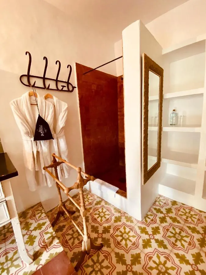 Casa Migdia Bed & Breakfast Sant Jordi Desvalls