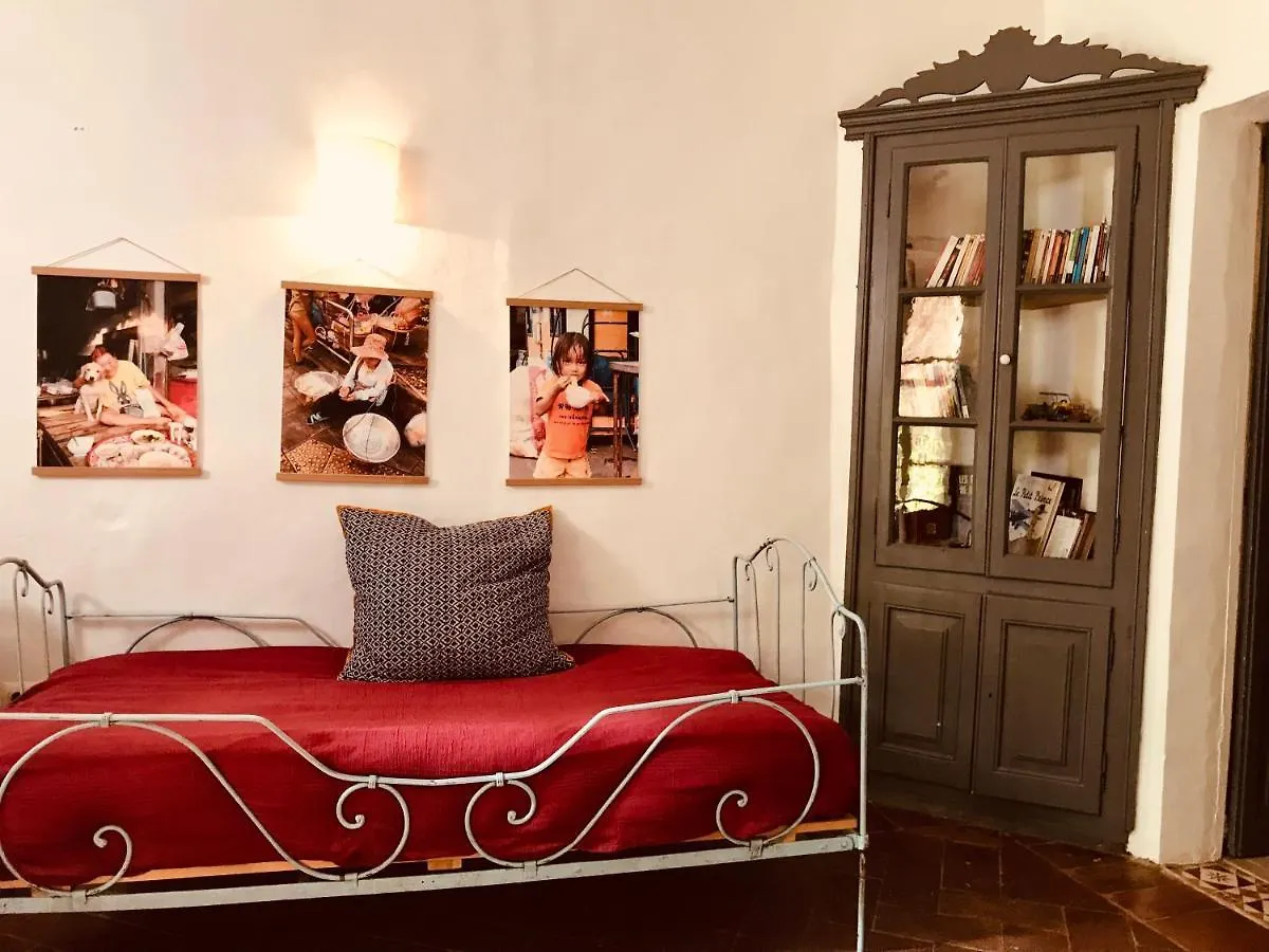 Casa Migdia Bed & Breakfast Sant Jordi Desvalls Spain