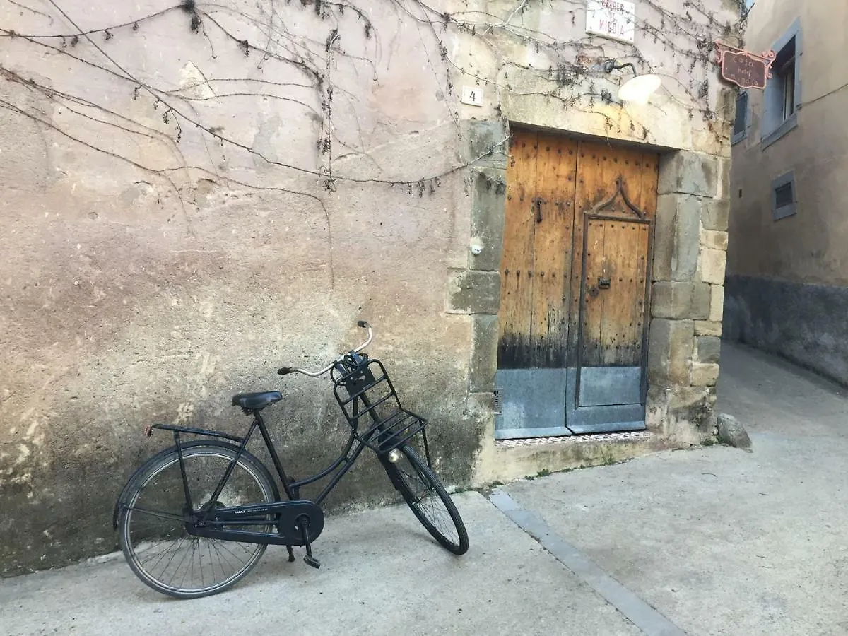 Casa Migdia Bed & Breakfast Sant Jordi Desvalls