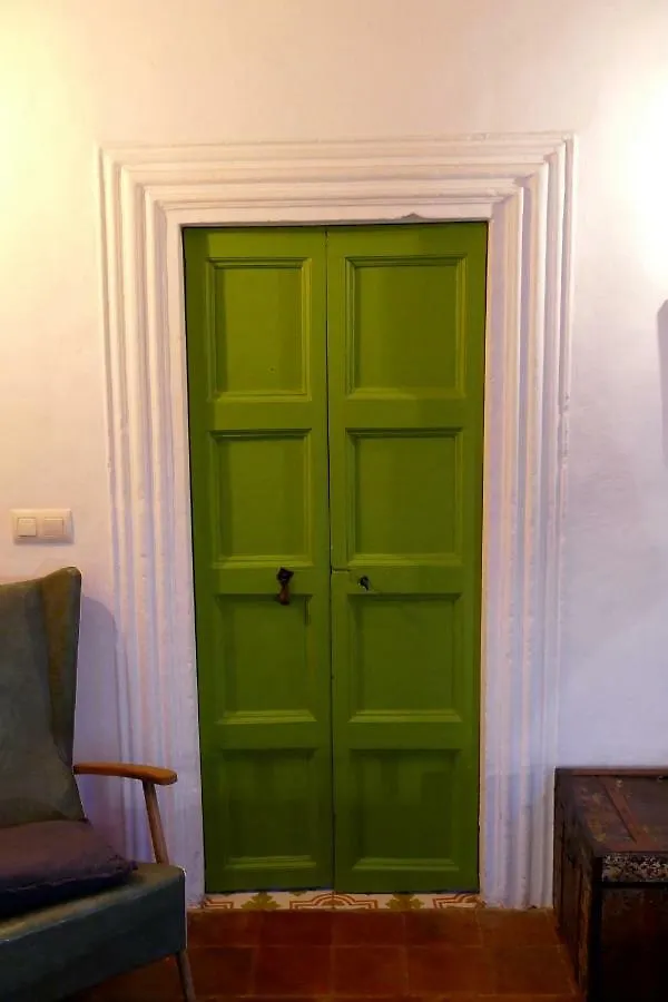 Casa Migdia Bed & Breakfast Sant Jordi Desvalls 3*,